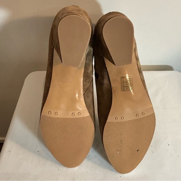 BUENO Sz 40 Suede Booties Stacked Heels Almond Toe Asymmetrical NEW W/ TAG - Picture 8 of 10